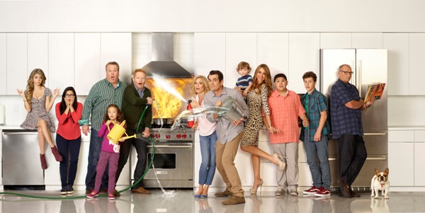FOX TH_Modern Family (Season 6)