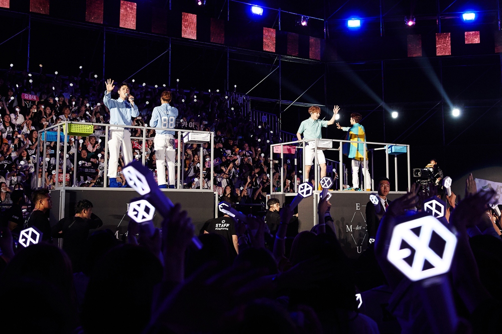 [EXO 1] EXO_Encore Concert (6)