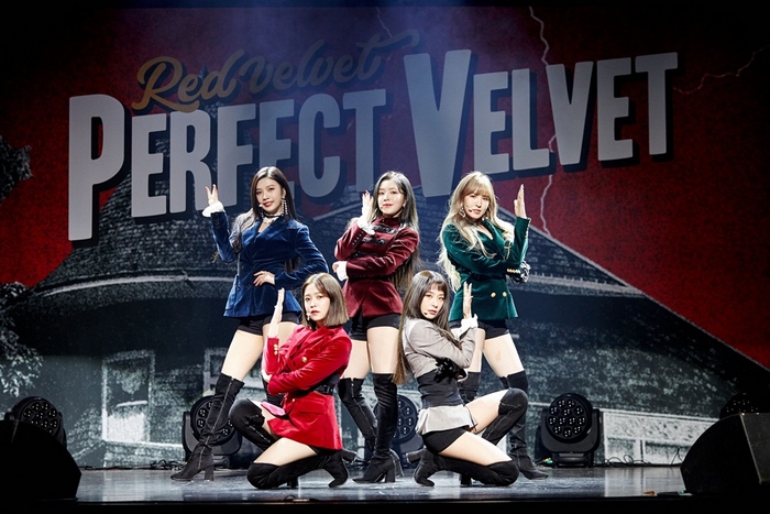 Red Velvet (2)