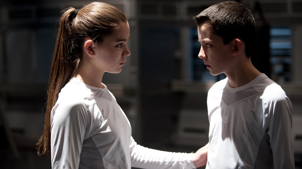 HAILEE STEINFELD and ASA BUTTERFIELD star in ENDER'S GAME